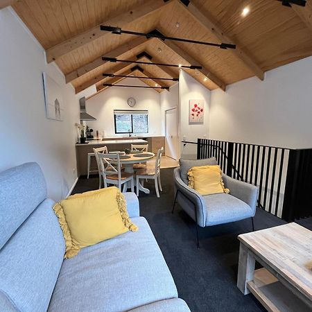 Queenstown Central - Walk To Town - Free Parking - Wifi And Smart Tv - Gym المظهر الخارجي الصورة