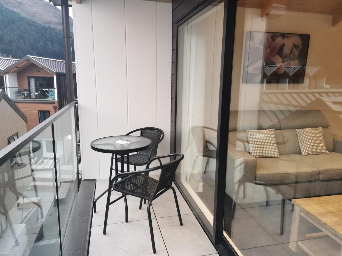 Queenstown Central - Walk To Town - Free Parking - Wifi And Smart Tv - Gym المظهر الخارجي الصورة