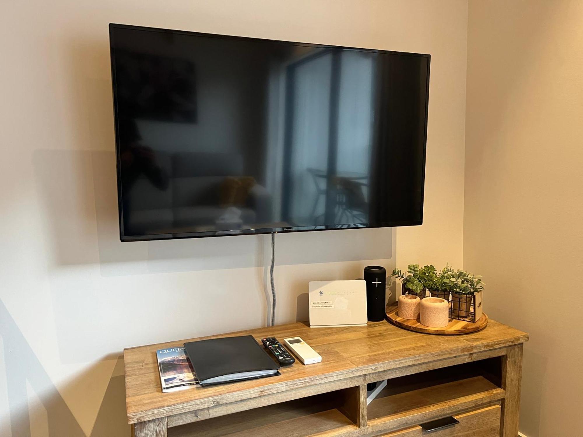 Queenstown Central - Walk To Town - Free Parking - Wifi And Smart Tv - Gym المظهر الخارجي الصورة
