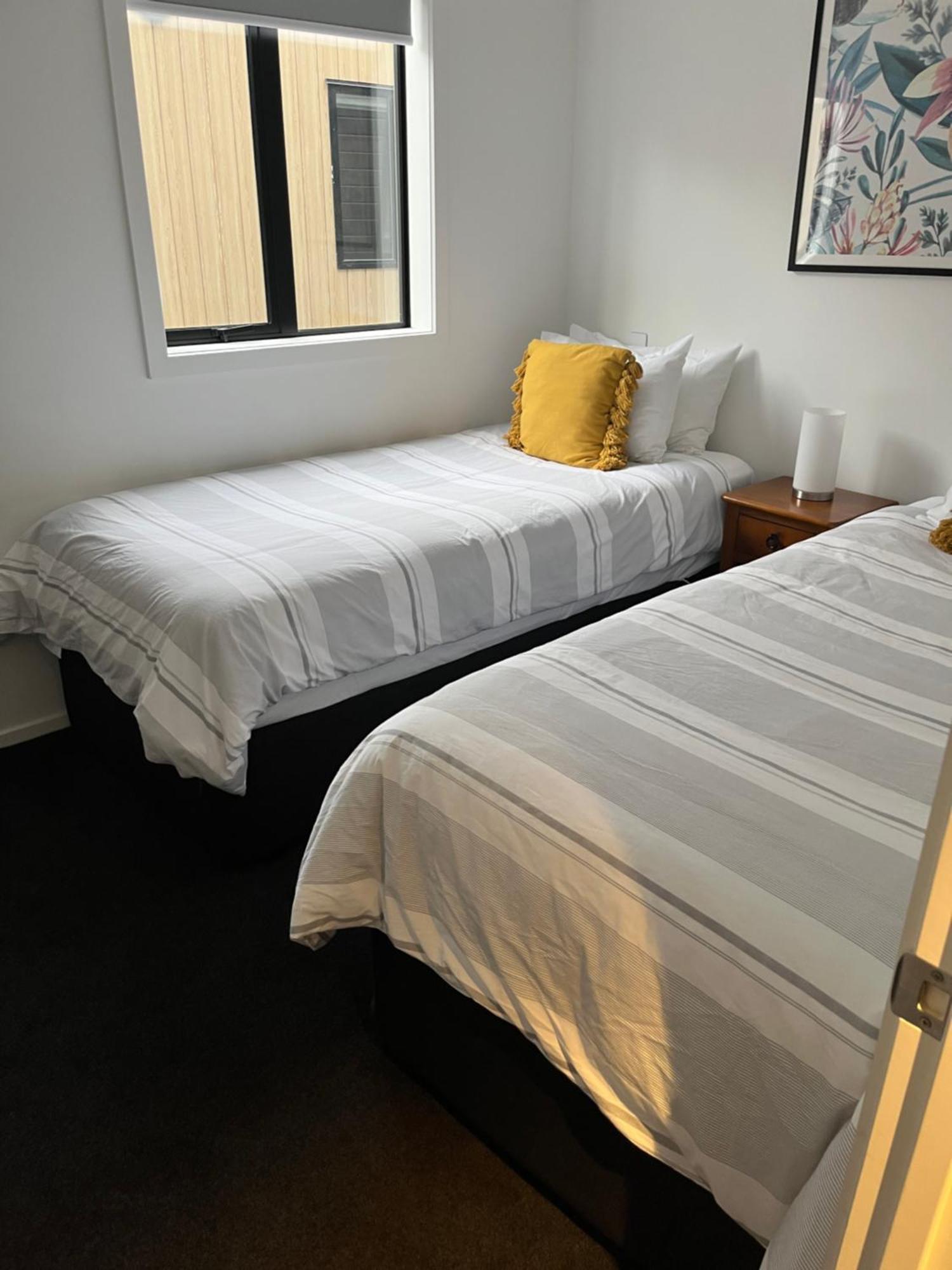 Queenstown Central - Walk To Town - Free Parking - Wifi And Smart Tv - Gym المظهر الخارجي الصورة
