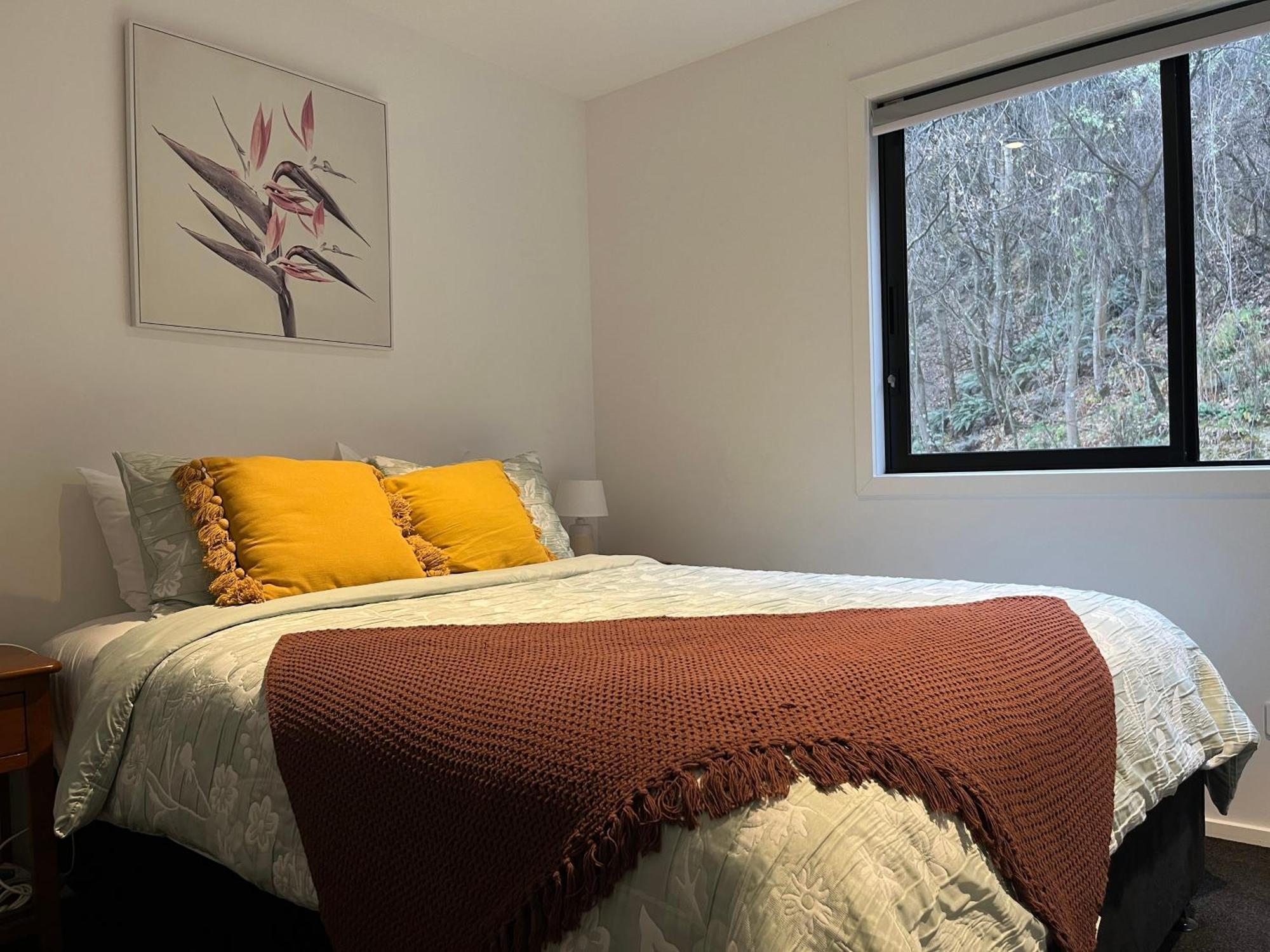Queenstown Central - Walk To Town - Free Parking - Wifi And Smart Tv - Gym المظهر الخارجي الصورة